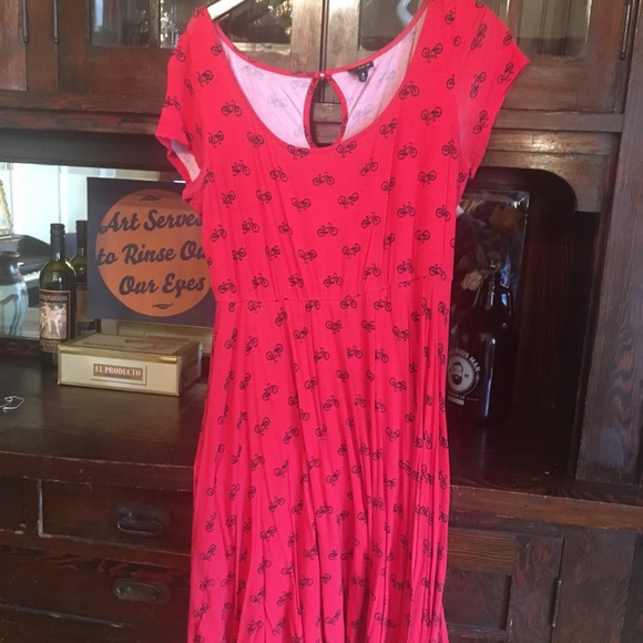 Set of 2! Torrid Size 0 easy, breezy midi dresses! - Picture 2 of 6